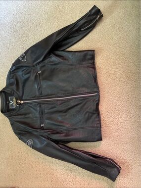 Vanson Black Leather Biker Jacket with Zip Pockets
